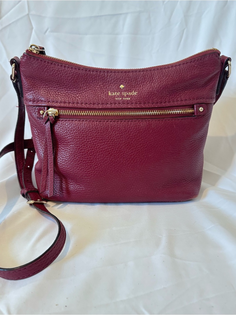 Kate Spade New York Cobble Hill Lelie Crossbody Bag Purse Burgundy Soft Leather